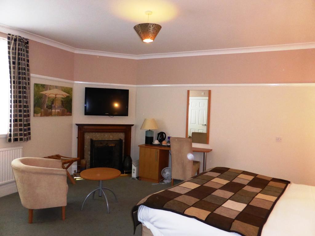 The Old Station House Hotel Manchester Room photo